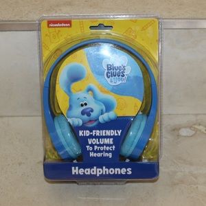 Blue’s Clues headphones (NIB)